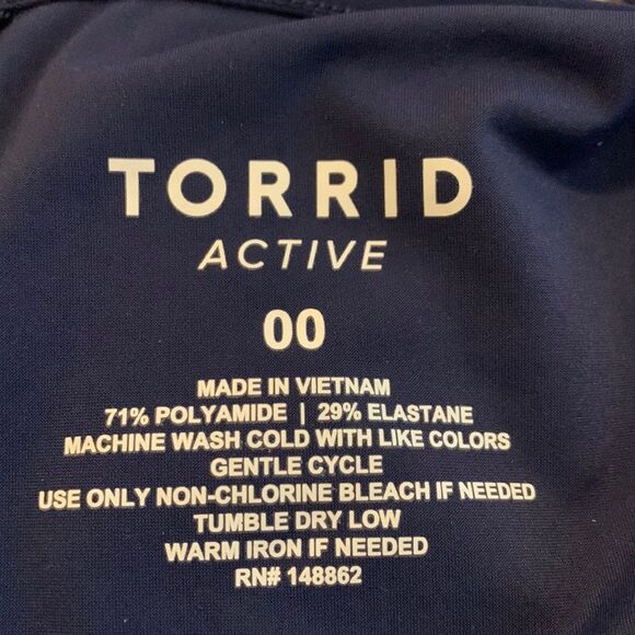 Torrid Active Blue Strappy Tech performance tee shirt M/L - Picture 5 of 10